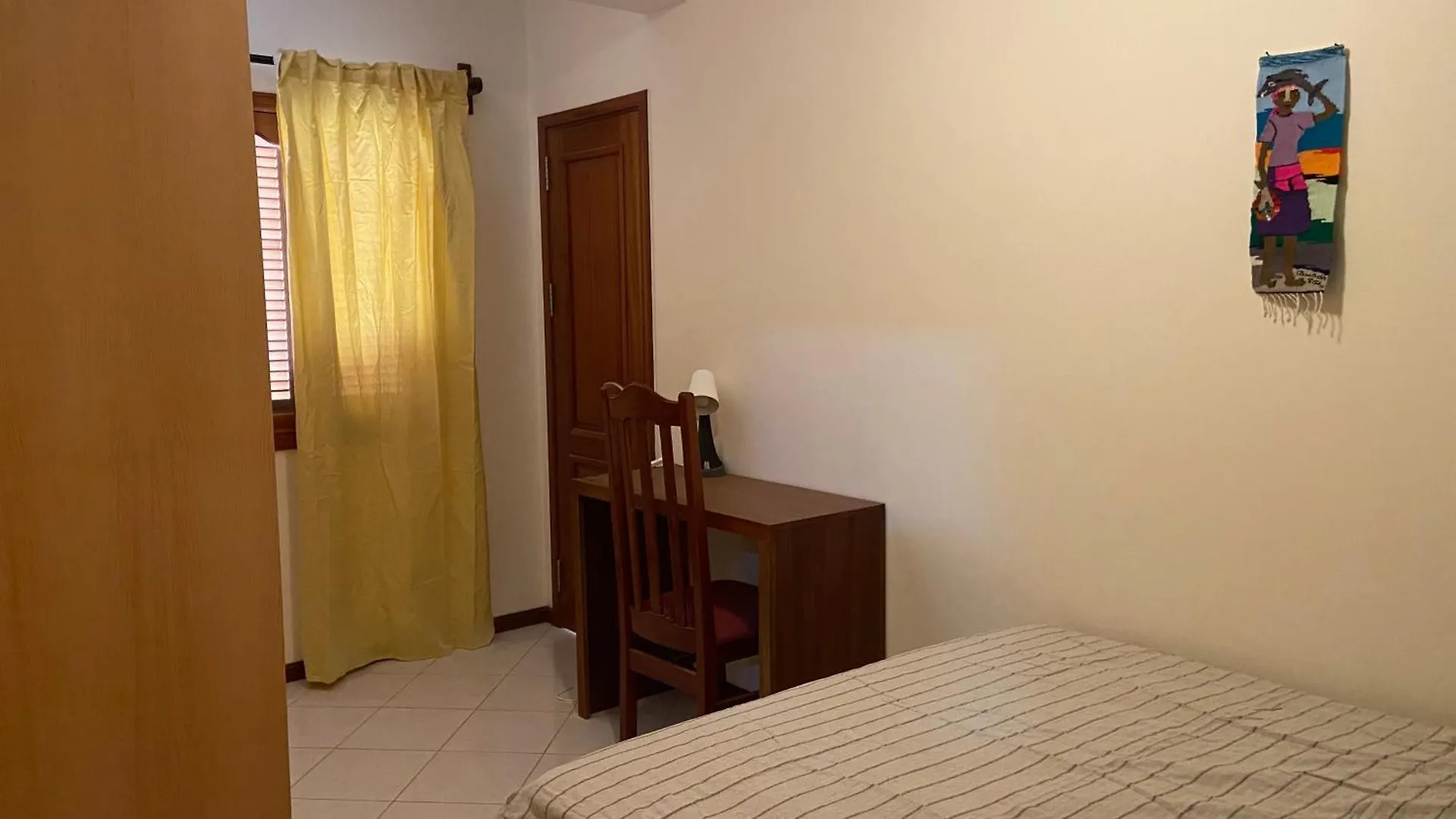 T3 Apartment Ribeira De Juliao Минделу